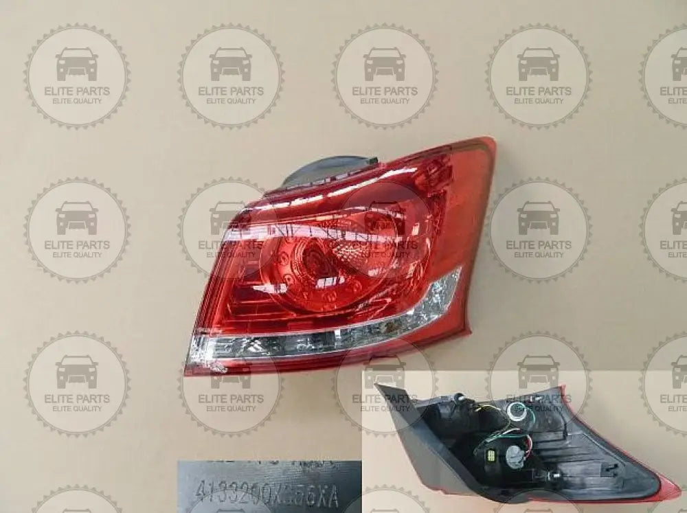 HAVAL H1 Original Right Side Fixed Side Panel Tail Light Assembly (مصباح فانوس كشاف خلفى جانبى جهة اليمين هافال اتش 1) 4133200XS56XA