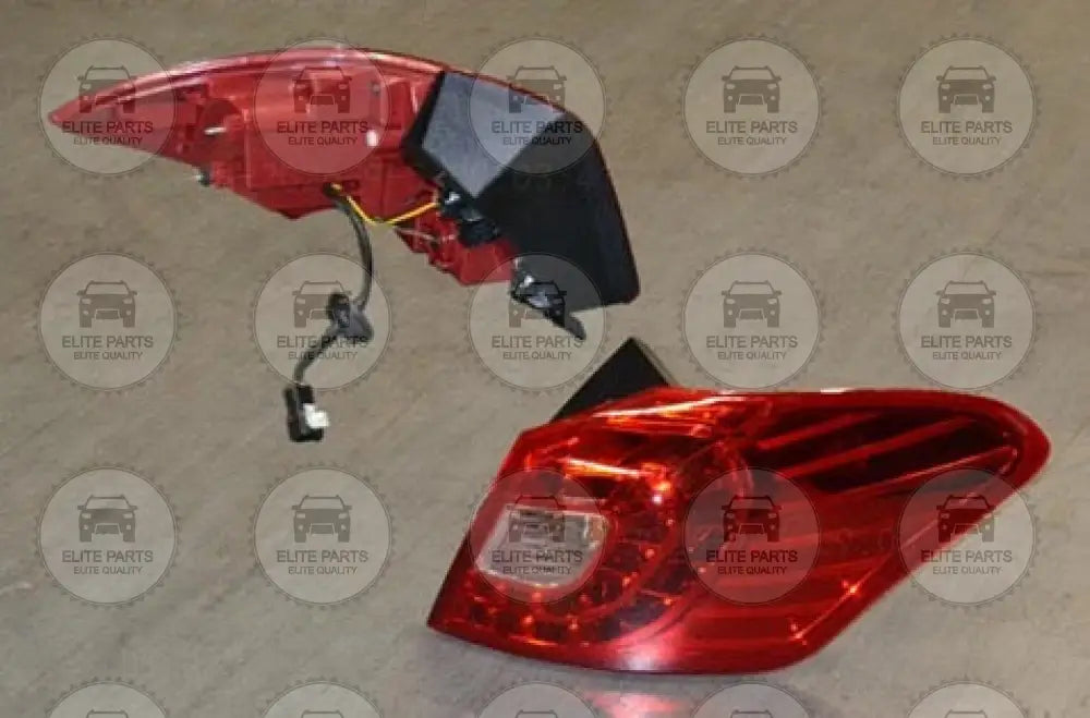 CHERY TIGGO 5 Original Right Side Fixed Panel Tail Light Lamp (مصباح كشاف ضو خلفي اصلي جهة اليمين شيري تيجو 5) T21-4433020