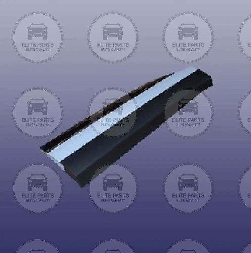 CHERY Tiggo 8 Original Right Front Outer Door Trim Panel (لوحة عتب الباب الامامى يمين لشيرى تيجو 8)  609000052AA-DQ