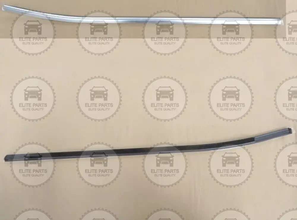 HAVAL H6 2nd Gen. Original Right Rear Door Outside Water Cut Strip (شريط عزل زجاج الباب الخلفي الخارجي الاصلي جهة اليمين هافال اتش 6 الجيل الثاني) 6207114XKZ1DA