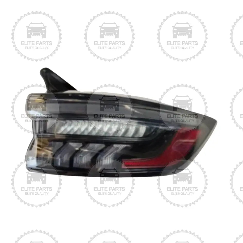 HAVAL H6 GT Original Side Panel Right Tail Light With Transparent Lampshade (مصباح كشاف ضو خلفي شفاف اصلي ثابت جهة اليمين هافال اتش 6 جي تي) 4133110XKN03A