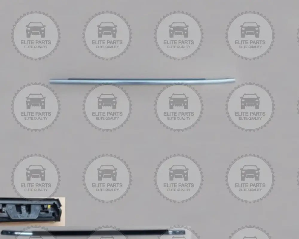 Haval H6 3rd Gen. Original Left Rear Door Lower Water Cut	6207113XKN01A هافال H6 الجيل الثالث. نيكل السفلي الباب الخلفى الأيسر الأصلي