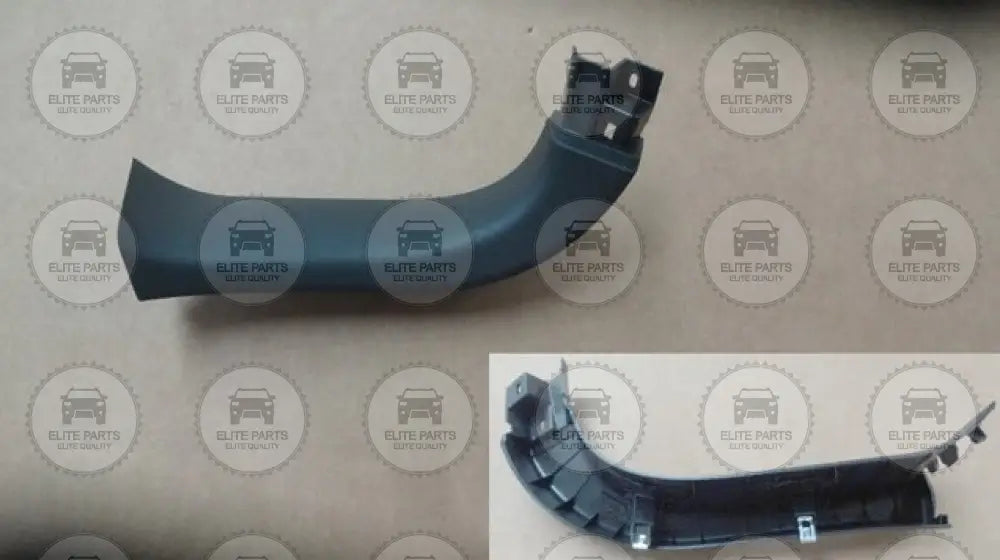 Haval H6 Second Generation Original Tailgate Inner Plastic Left Guard Plate Assembly (عارضة بلاستيكية داخلية جهة اليسار لباب صندوق الامتعة هافال اتش 6 الجيل الثانى) 6302100XKZ1DA86