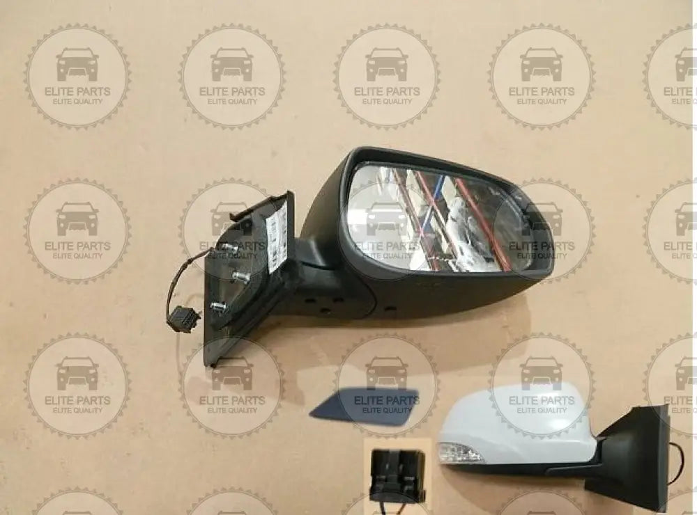 Right Side: 8202200AG08XA